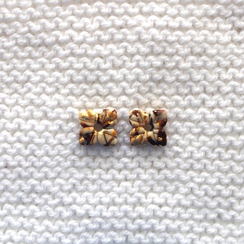 Pampilles interchangeables pour créoles //  collection "lacerta" // modèle fleur #4