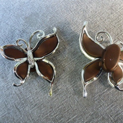 Grande perles papillons marron et argent en synthétique  (x1)