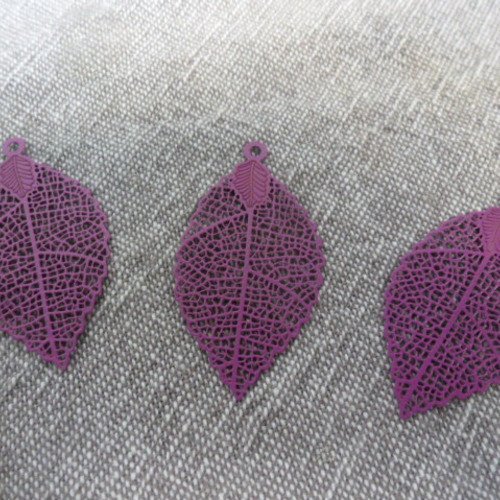 Pendentif feuille pendentif  en filigrane violet (x1)
