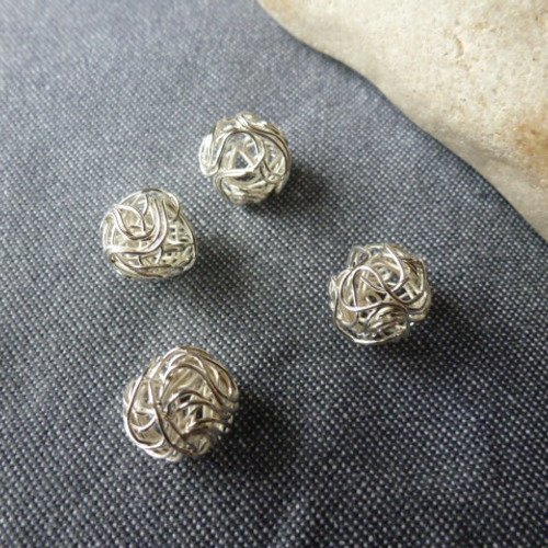 Perles en metal ronde fil de fer 10mm (x1)