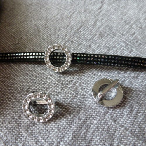 Perle passante ronde  pour cuir plat en metal  12mm x 8mm  (x1)