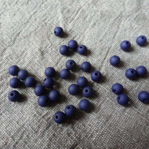 Perles acrylique ronde violette  4mm  (x20)