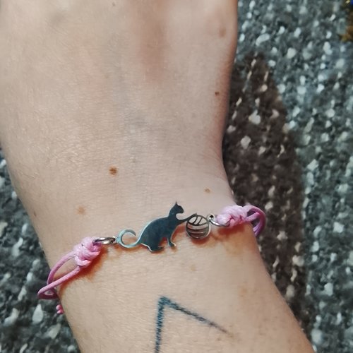 Bracelet chat pelote argentée rose