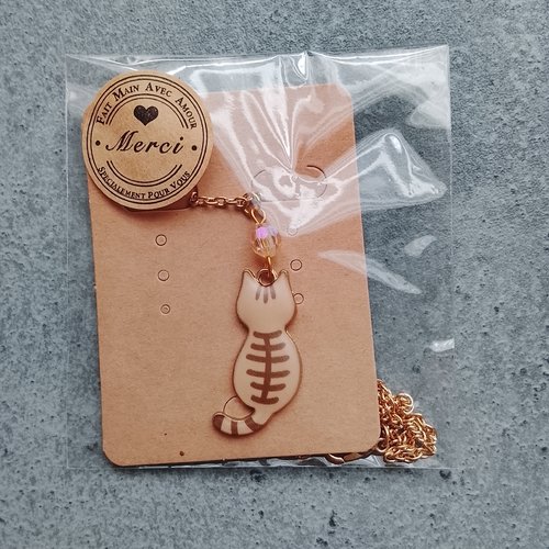 Collier silhouette chat roux 1