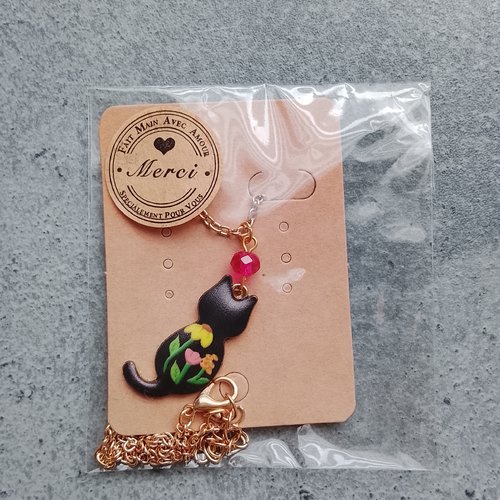 Collier silhouette chat fleurs 1