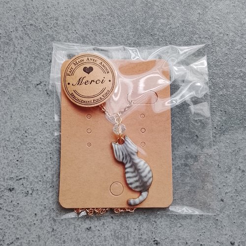 Collier silhouette chat tigré gris
