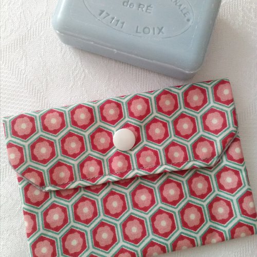 Étui à savon ou pochette à savon - coton enduit et coton - rouge, rose et gris.