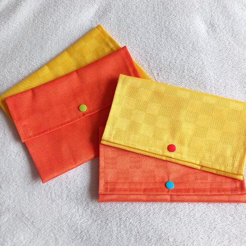 Pochette à  serviette de table ou pochette à gouter,  en coton enduit.