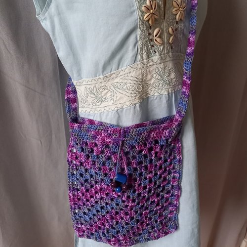 Sac au crochet  bleu-violet-parme. sac bohème bandoulière, 100% coton.