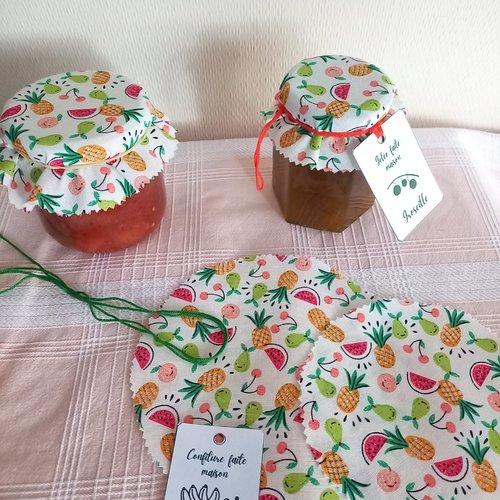 Couvre pot de confiture x 3, tissu multifruits, avec liens, étiquettes, élastiques, 2 tailles au choix.