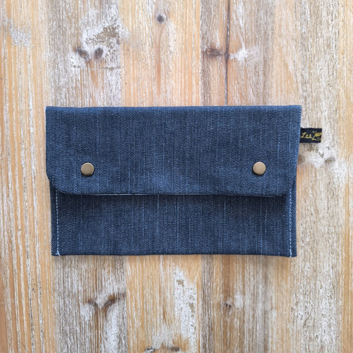 Trousse en jean recyclé - motif kawaï