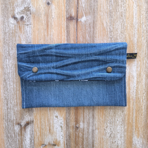 Trousse en jean recyclé - tête de mort