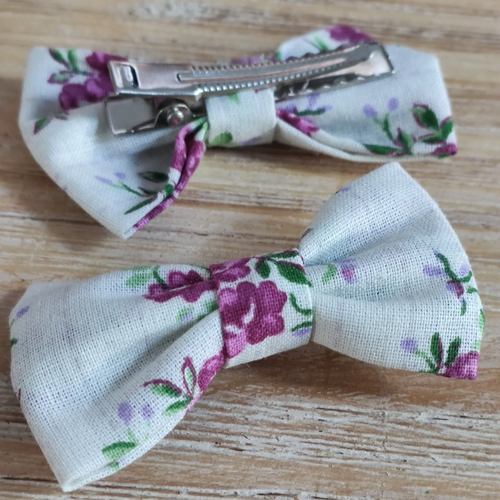 Lot de 2 barrettes nœud fait main - petites fleurs violettes