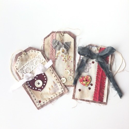 Etiquettes textiles - étiquettes cadeaux - étiquettes scrap - étiquettes de noël