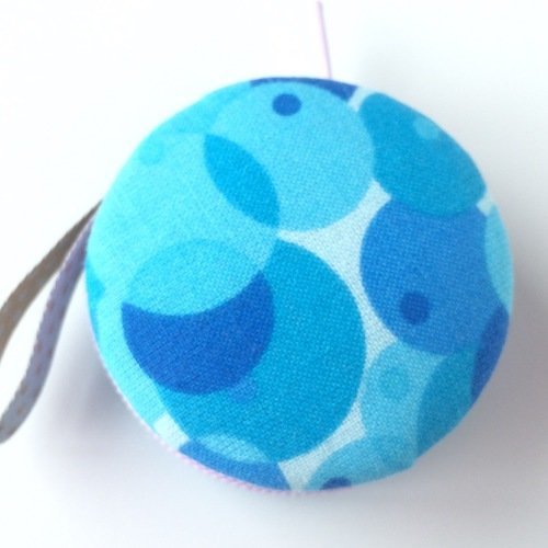 Trousse macaron - étui à bijoux - boite ronde