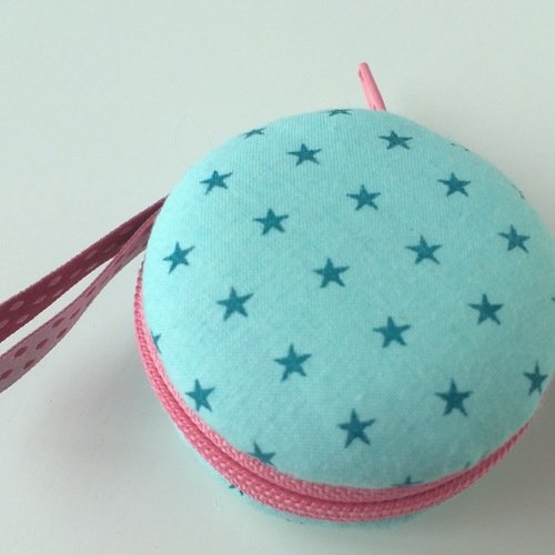 Trousse macaron - étui à bijoux - boite ronde