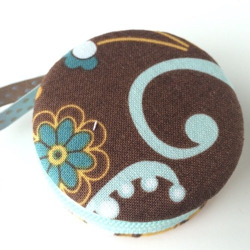 Trousse macaron - étui à bijoux - boite ronde