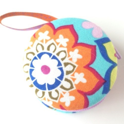 Trousse macaron - étui à bijoux - boite ronde