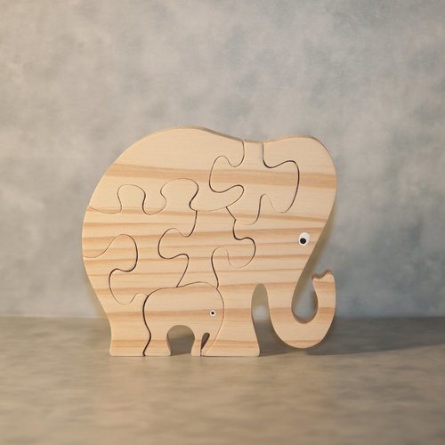 Jouet en bois : puzzle  " eléphants " 