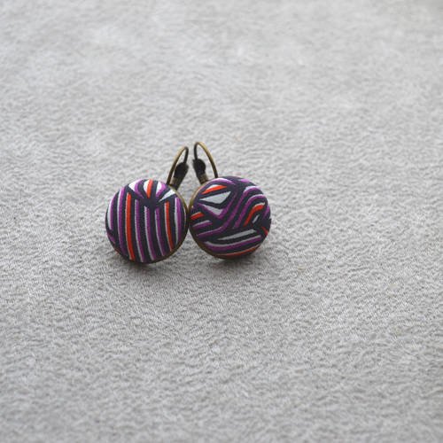 Boucles d'oreille collection textiles, tons noir, violet, orange et blanc 