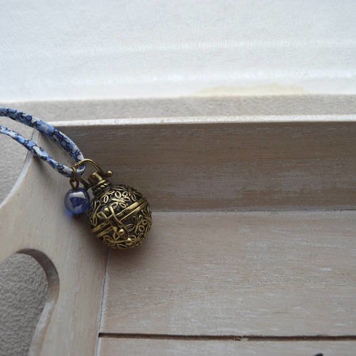 Bola de grossesse, ton bleu, cordon en liberty, perle bleue en verre, cordon coulissant + bracelet assorti offert
