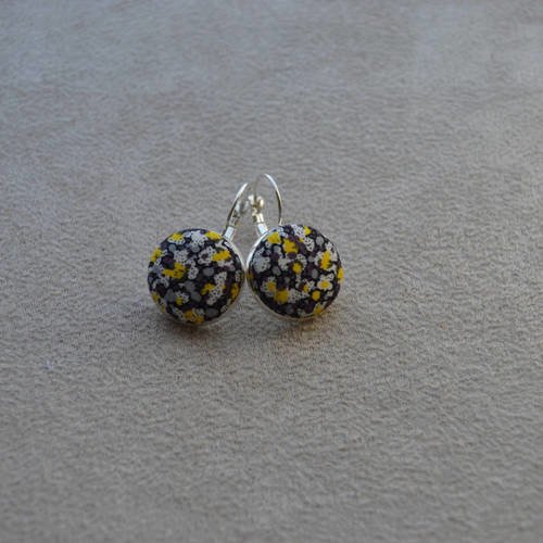 Boucles d'oreille collection&quot; les textiles &quot; ton noir, jaune et blanc, boutons en tissu liberty