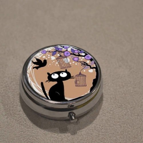 ** petite boîte à dents ** pilulier ou autre usage !! 