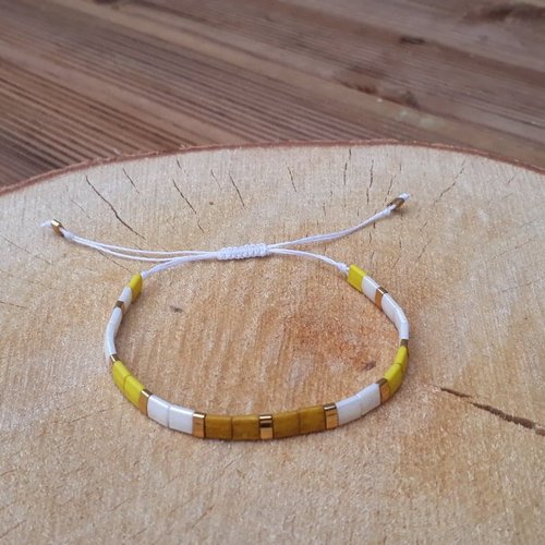 Bracelet miyuki tila jaune, blanc, plaqué or, finition macramé ou élastique au choix