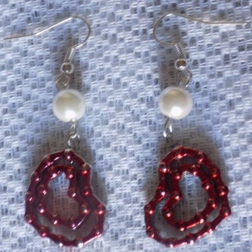Boucles d'oreille argent,perle verre,2 coeurs rouges.