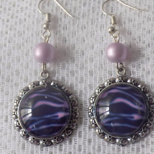 Boucles d'oreille argent,cabochon verre,perle verre,coloris violet et mauve.