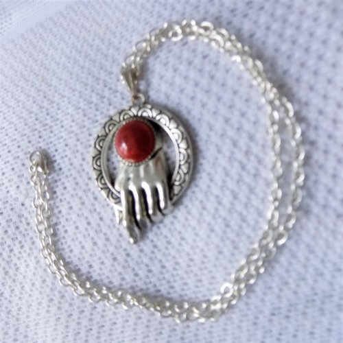 Collier Chaîne Fine Argentée Avec Pendentif Cabochon Kaki - SHAMAYA KREA, Neuf étiqueté
