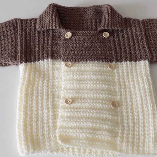 Veste gilet bébé tricoté main , coloris nougat/crème , taille 12/15 mois.