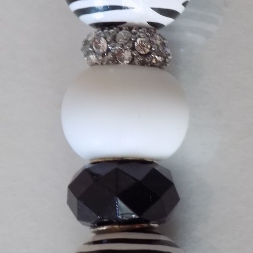 Stylo à perles noir , perles bois , silicone , à facettes , strass , coloris noir/blanc.