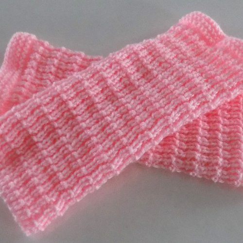 Jambières , guêtres pour enfants , tricotées main, coloris rose ,6/8 ans.