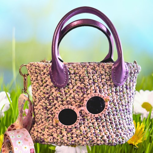 Mes lunettes de soleil/ sac à main.