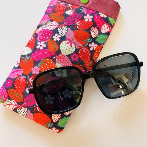 Étui à lunettes