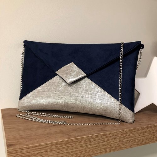 Pochette mariage, bleu marine et argenté, bandoulière amovible / sac à main forme enveloppe, suédine et lin, chaînette argentée