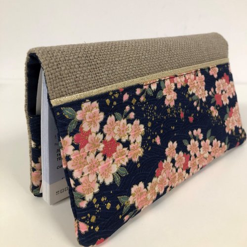 Porte chéquier en lin et tissu japonais fleuri sakura / housse chéquier format portefeuille beige bleu doré / fleurs de cerisiers