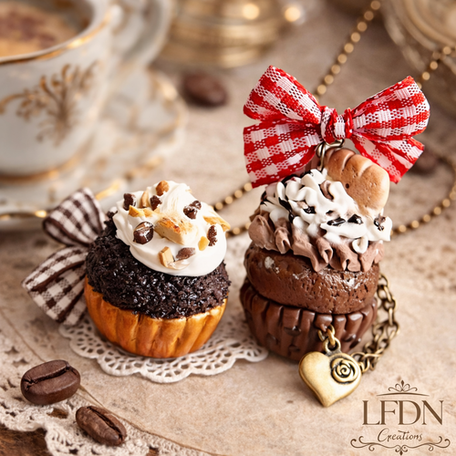Collier cupcake chocolat en fimo, pendentif gâteau en fimo, bijoux biscuit petit beurre, bijoux gourmands
