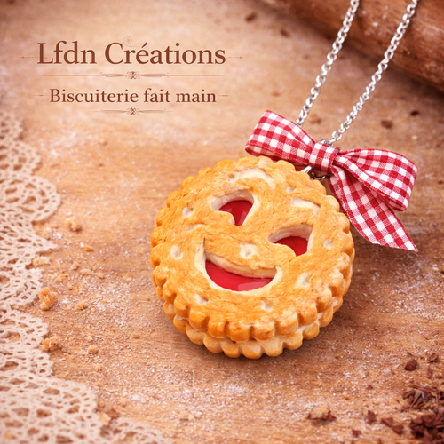 Colliers biscuit sourire en fimo, biscuit bn en fimo, bijoux gourmands