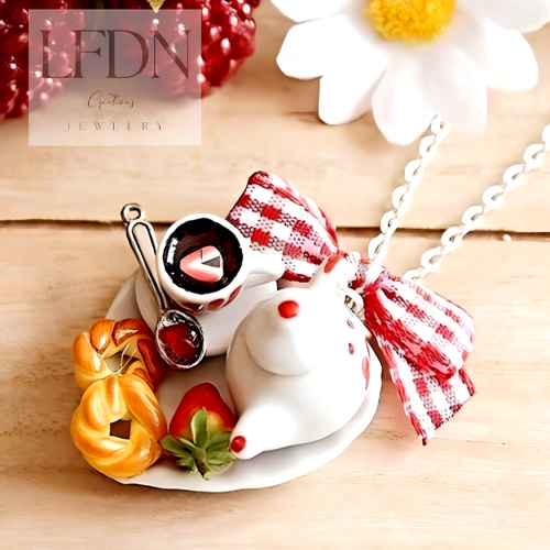 Collier assiette repas fimo, bijoux gourmands, pendentif petit déjeuner, croissant en fimo