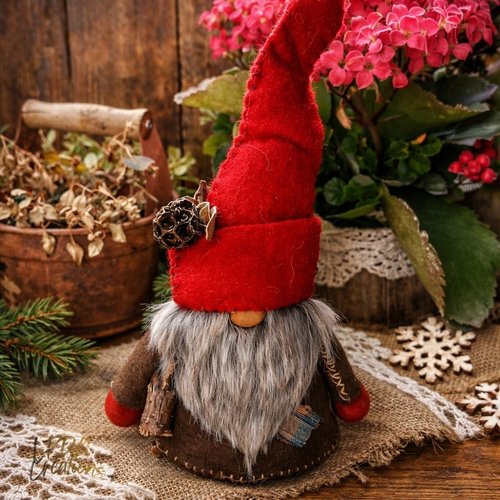 Gnome de noël en tissus, gnome en feutrine, déco scandinave, décoration de noël en tissu