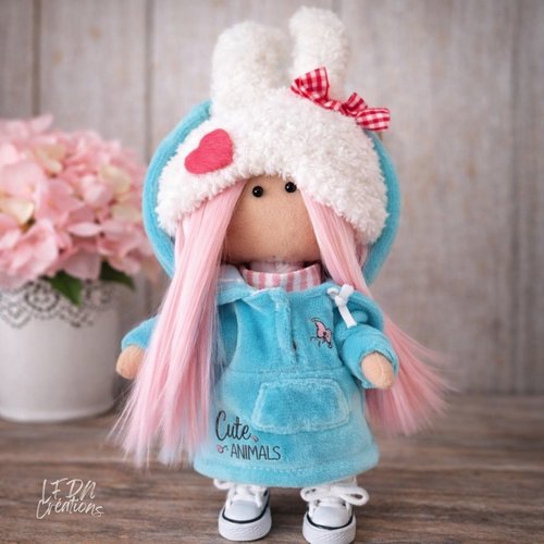 Poupée en tissu  tilda fait main, poupée karmalek, décoration poupée d'intérieur ooak