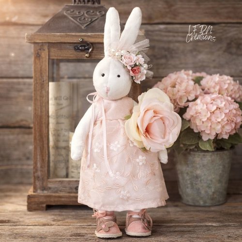 Lapin en tissu tilda, décoration lapin shabby, décoration chambre fille, poupée tissu