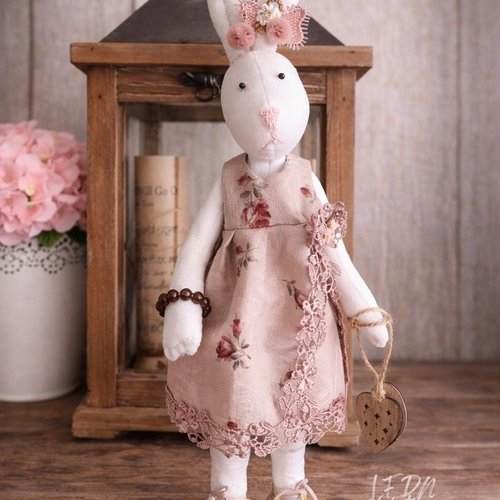 Lapin tilda, décoration lapin shabby, décoration chambre fille, poupée tissu