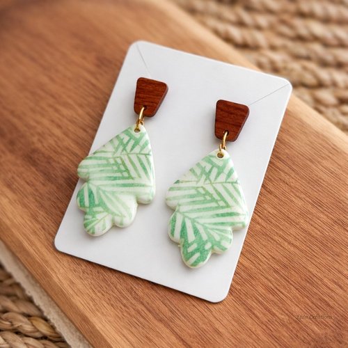 Boucles d'oreille feuille palmier polymère