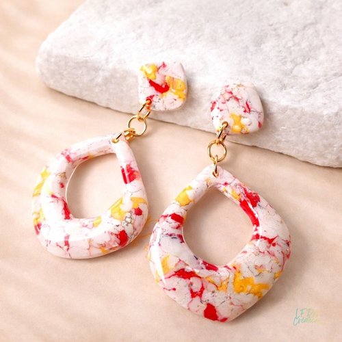 Boucles d'oreille polymère true colors modèle 3