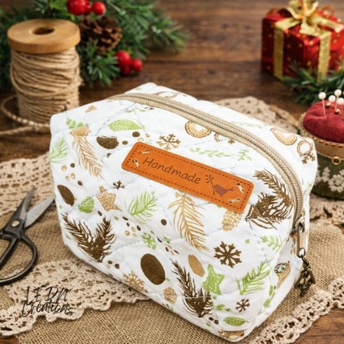 Trousse à maquillage matelassée petit format edition noël