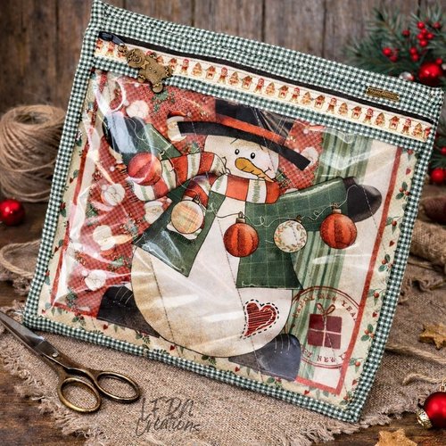 Pochette organiseur de couture ou à crayons de noël