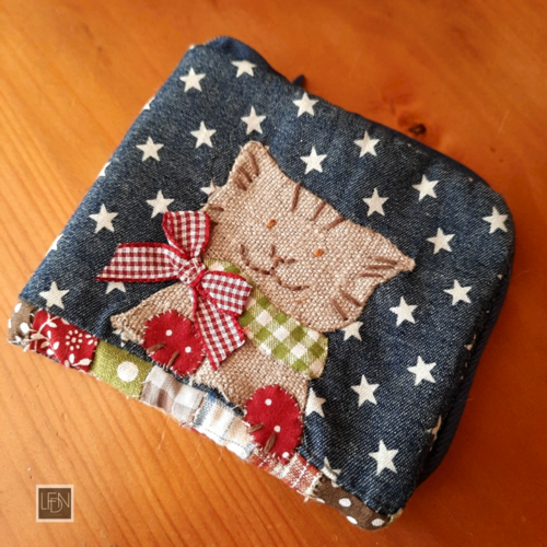 Porte-monnaie en tissu patchwork modèle chat